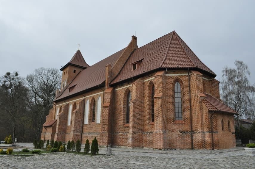 Кирха Арнау