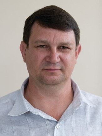 Калининград: Маслов Виталий Николаевич