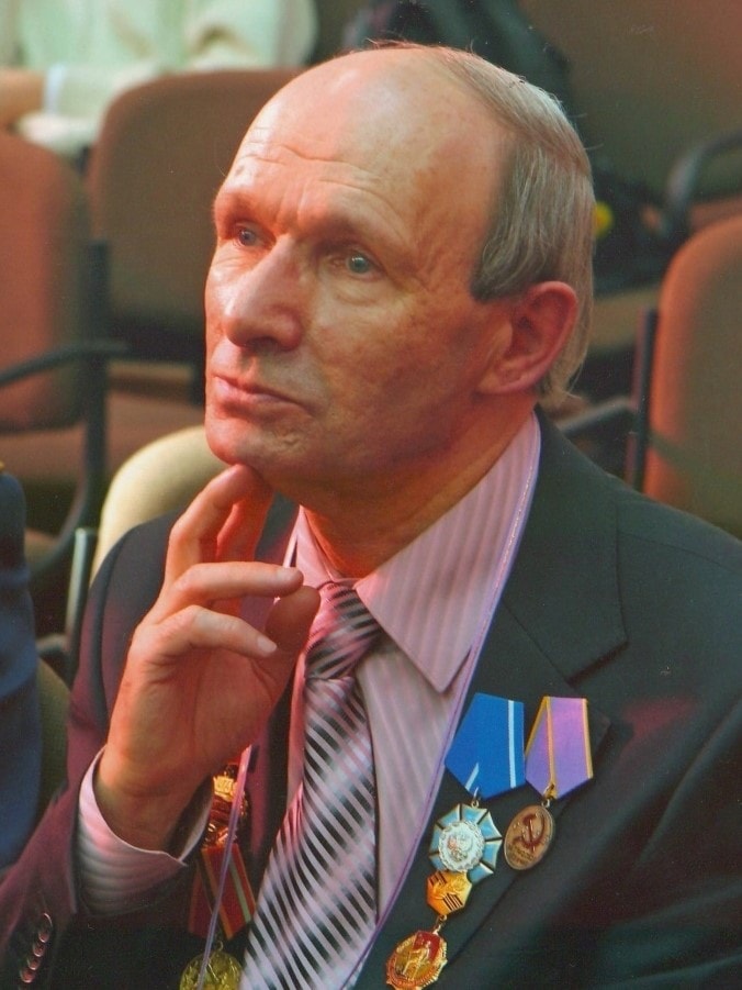 Гурьевск: Денисёнок Антон Иванович