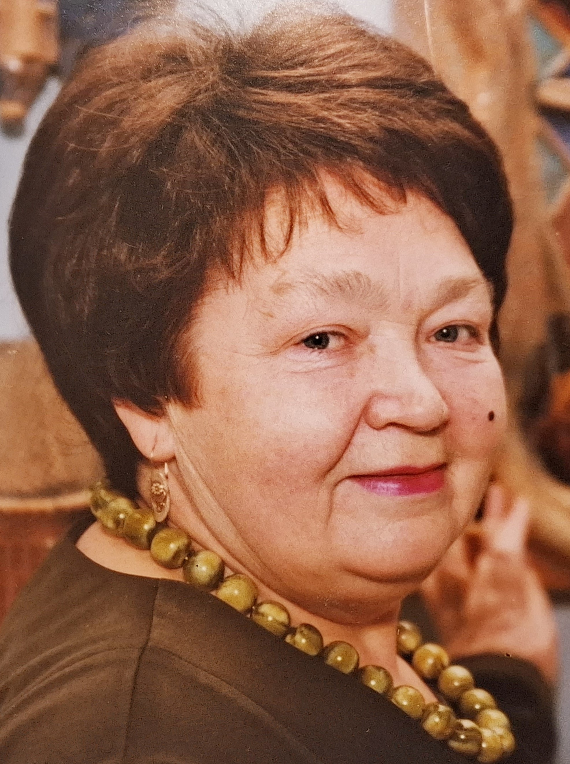Янтарный: Холзинева Нина Николаевна